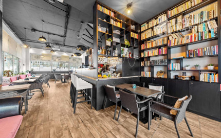 Zabehnutá gastro prevádzka na odstúpenie – Karlova Ves, Nám. sv. Františka