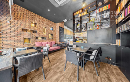 Zabehnutá gastro prevádzka na odstúpenie – Karlova Ves, Nám. sv. Františka