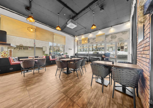 Zabehnutá gastro prevádzka na odstúpenie – Karlova Ves, Nám. sv. Františka