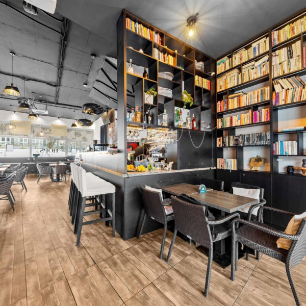 Zabehnutá gastro prevádzka na odstúpenie – Karlova Ves, Nám. sv. Františka