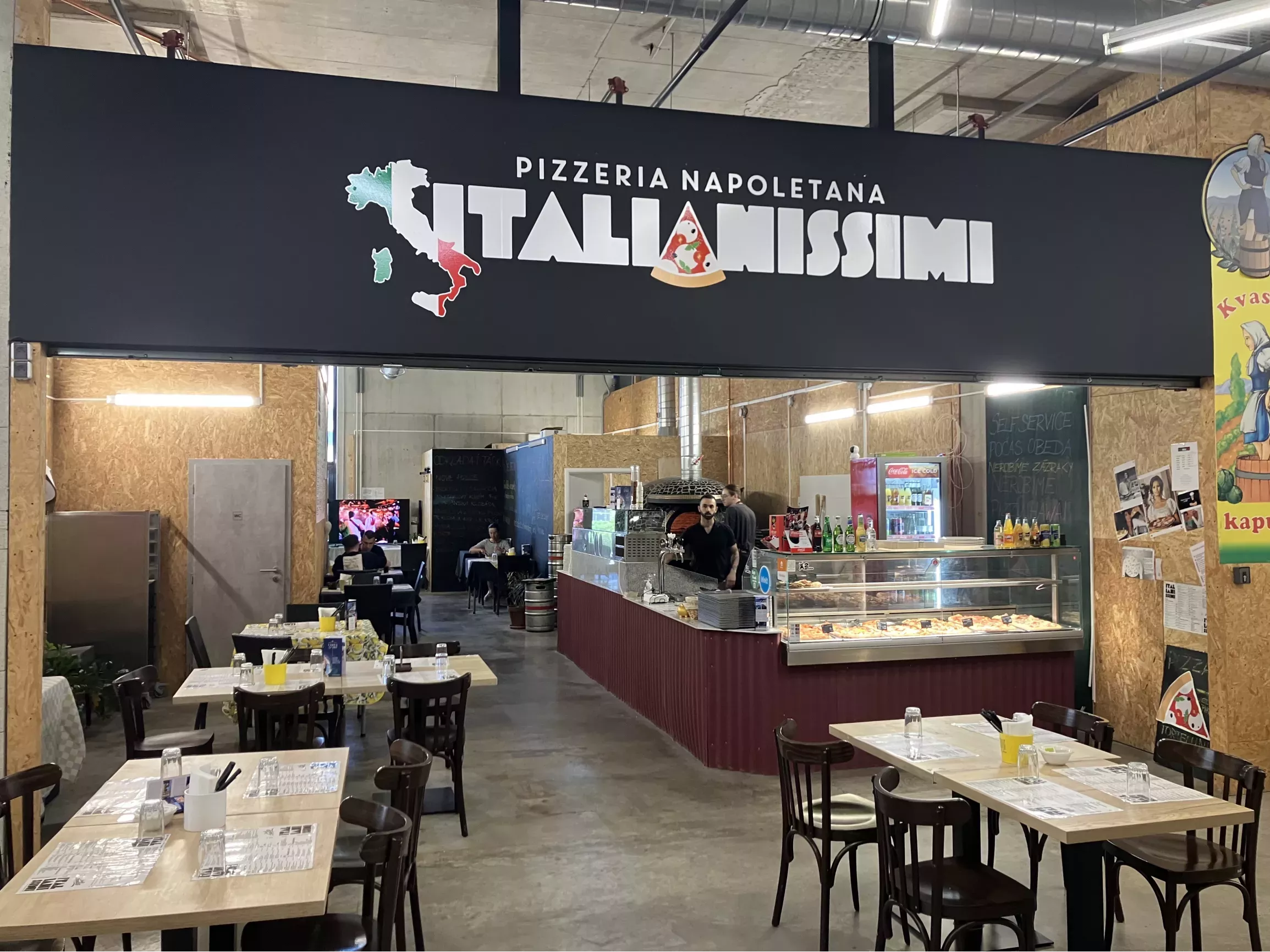 Zabehnutá pizzeria Italianissimi v srdci Fresh Marketu – Bratislava