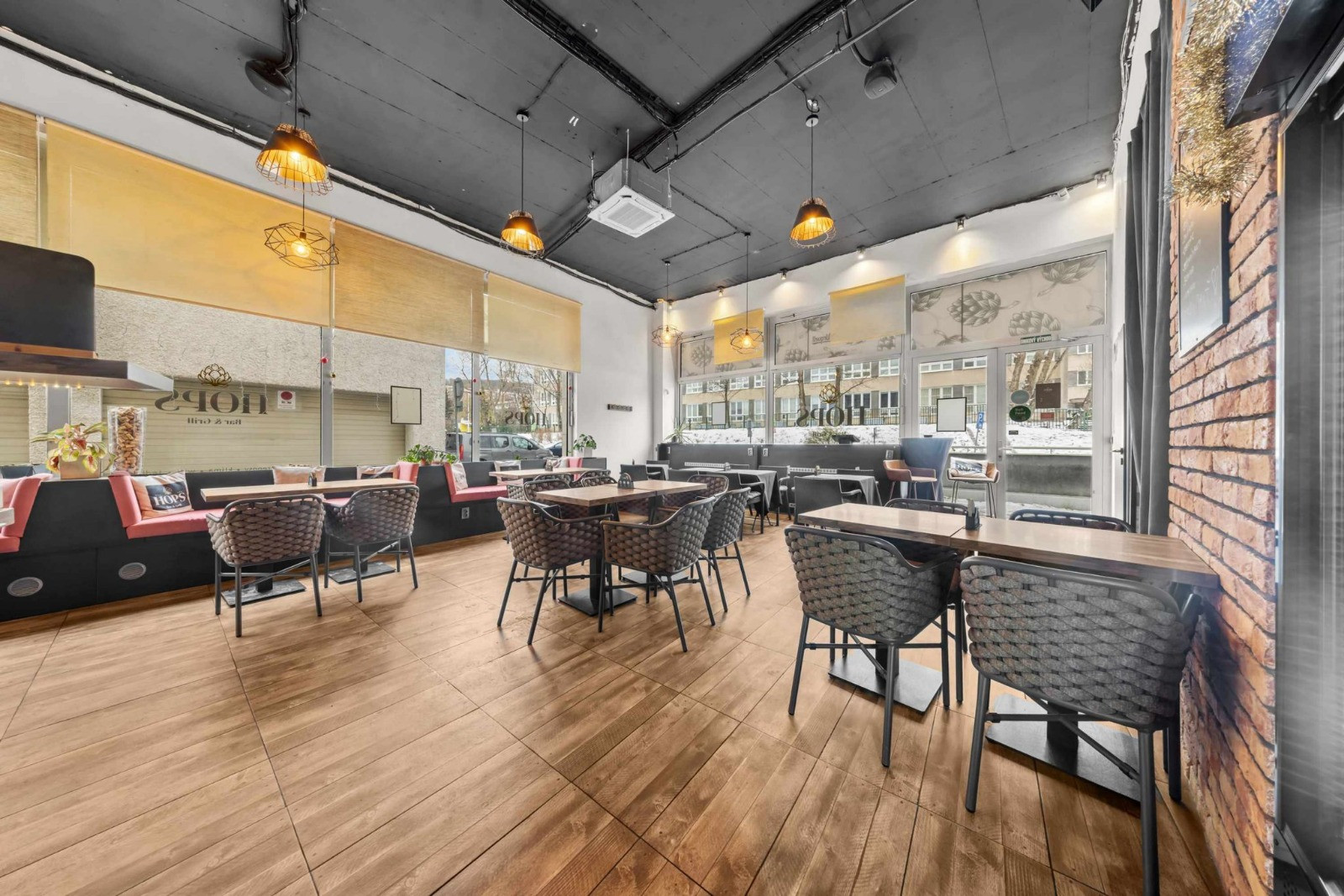 Zabehnutá gastro prevádzka na odstúpenie – Karlova Ves, Nám. sv. Františka